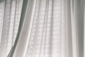 WHITE [ABSENCE] - Inner silence