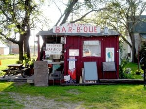 "Rusty's Bar-B-Que", Rose Bud, Texas, 2003
