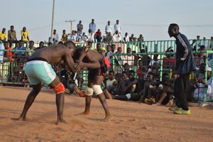 Start of the fight, first lace, 1