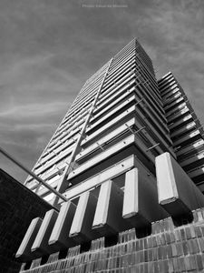 El Monarca Building (Punta del Este - Uruguay)
