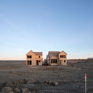 Haley Jane Samuelson - Nothing but Remains | LensCulture