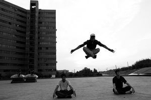 Parkour; play to display