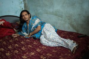 Gomzi, a 28 year old hijra who works in the sex trade in Mumbai  © Alison McCauley