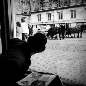 Looking - Vienna, Austria