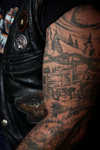 Tatoo d'un ancien garçon de châlet; Bulle