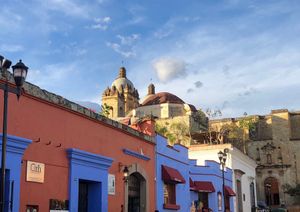 At the foot of Santo Domingo de Guzmàn.