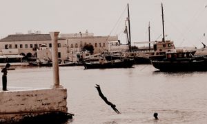 E ti tocco con le mani, mare - And I touch you with my hands, sea