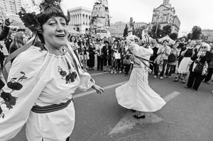 Maidan.  Kyiv  Woman's folk dance troupe celebrates overthrow of corrupt president.